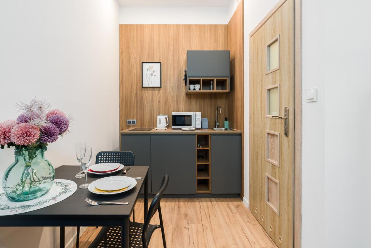 Kwiatowa Apartments Poznan City Center By Noclegi Renters Exterior photo